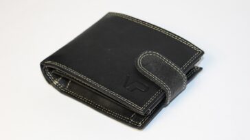 Cryptocurrency wallet