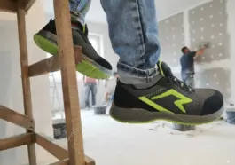 lightweight work shoes